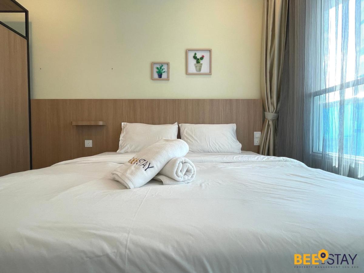 The Wave By Beestay * Malacca